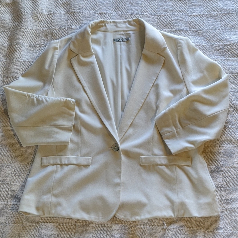 Eliza J. Cream Suit Jacket